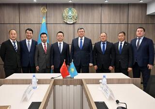 Аким области Гауез Нурмухамбетов провёл встречу с представителями крупной китайской государственной логистической корпорации Gansu Logistics Group
