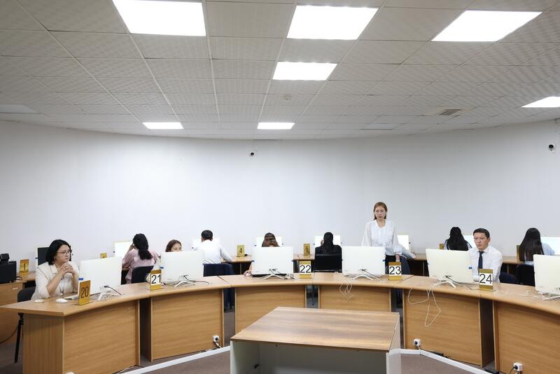 В Академии правосудия при Высшем Судебном Совете завершился прием квалификационного экзамена для выпускников магистратуры текущего учебного года