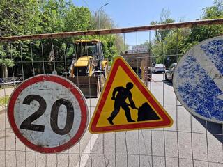 На участке ул. Даулеткерея в Алматы временно ограничат движение транспорта в эту субботу