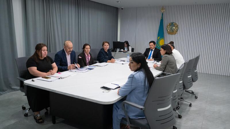 Вице-министр юстиции Бекболат Молдабеков провел личный прием в Центре приема граждан
