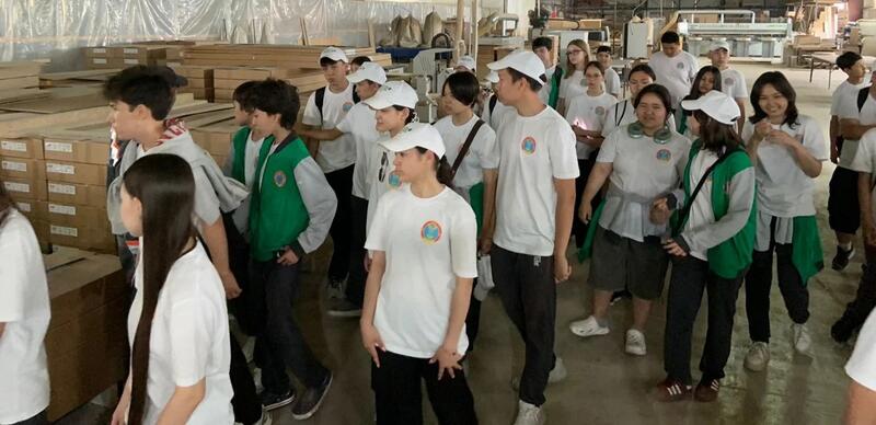 Заводы будущего и современные технологии: что показали молодежи в Индустриальном парке Астаны