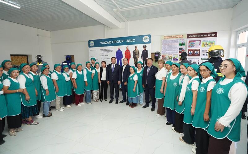 ТУРКЕСТАН: ЦЕХ В СОЗАКЕ ПРИСТУПИЛ К ОБЕСПЕЧЕНИЮ МЕСТНЫХ ПРЕДПРИЯТИЙ СПЕЦОДЕЖДОЙ И ПЕРЧАТКАМИ