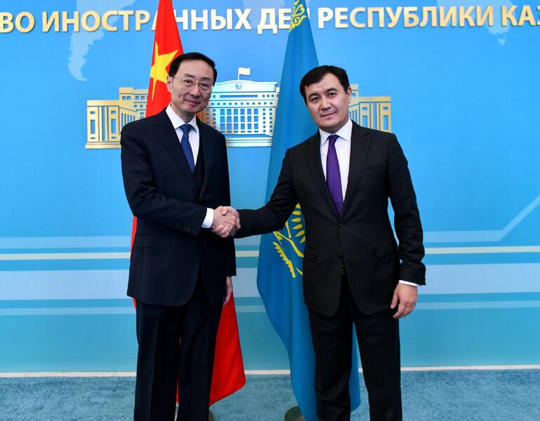 В Астане состоялись казахско-китайские межмидовские консультации