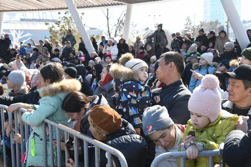 Digital-площадки, ярмарки, концерты: в Астане продолжается празднование Наурыза