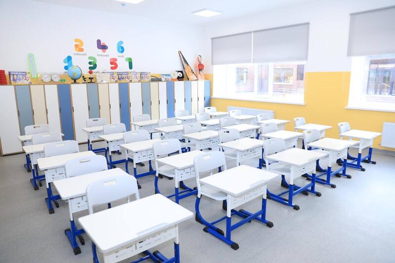 Аким области посетил комфортную школу на 2000 мест в микрорайоне Есет батыр