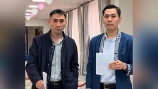 Братья-близнецы – полицейские из Мангистау приняли участие в республиканском референдуме