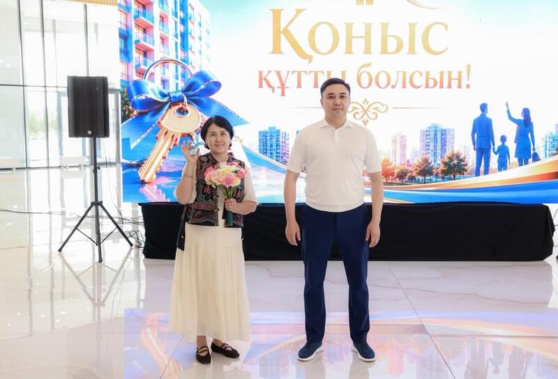 В ШЫМКЕНТЕ 30 СЕМЕЙ ПОЛУЧИЛИ КЛЮЧИ ОТ АРЕНДНОГО И КРЕДИТНОГО ЖИЛЬЯ