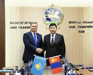 Казахстан и Монголия нацелены на укрепление транспортно-логистического сотрудничества