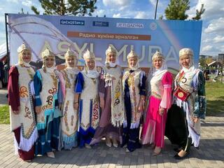 В Астане прошел этнофестиваль среди бабушек-модниц