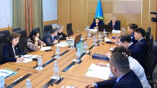 В акимате Карагандинской области обсудили проблему детских суицидов