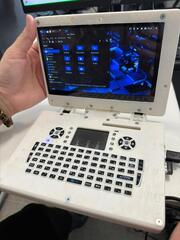 В Астане школьник собрал компьютер