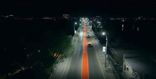 Светоотражающая разметка появилась на мосту в Семее для предотвращения ДТП