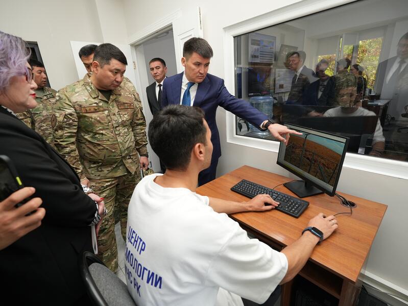 Мурат Муханов встретился с учеными-сейсмологами в Алматы