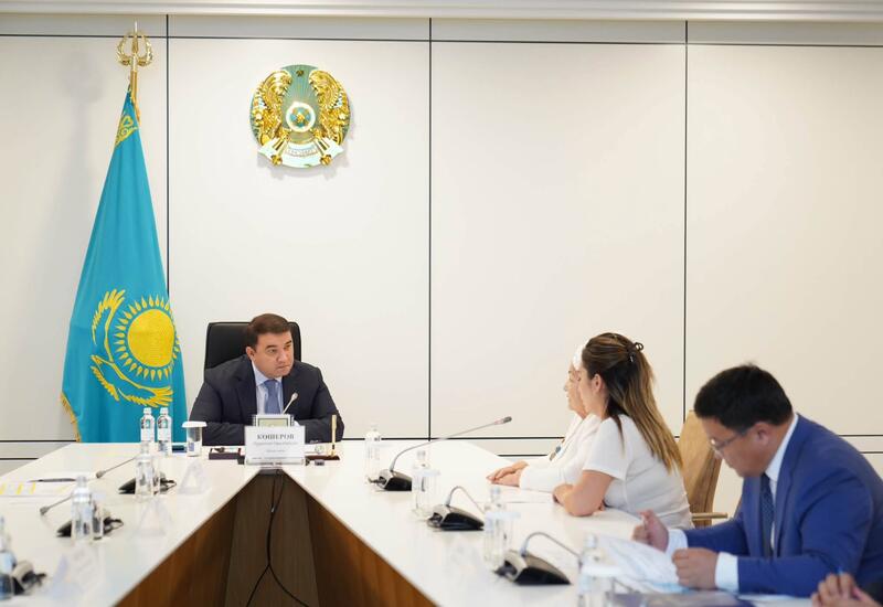 ТҮРКІСТАН ОБЛЫСЫНЫҢ ТҰРҒЫНДАРЫ ӨҢІР БАСШЫСЫНА ӨЗЕКТІ МӘСЕЛЕЛЕРІН ТІКЕЛЕЙ ЖЕТКІЗДІ