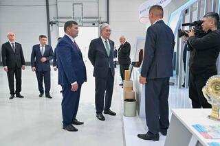 Глава государства посетил завод железобетонных изделий