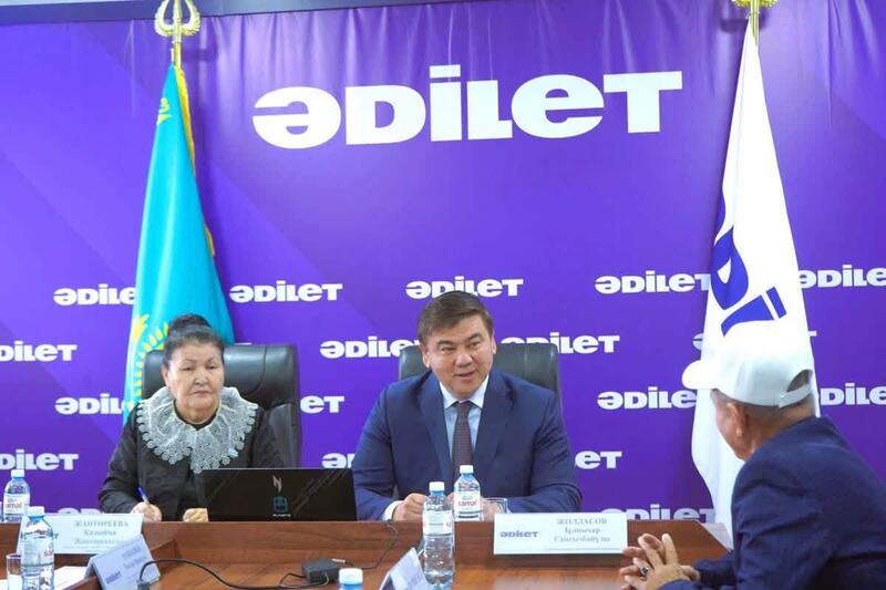 ПЕРВЫЙ ЗАМЕСТИТЕЛЬ АКИМА ОБЛАСТИ ВЫСЛУШАЛ ОБРАЩЕНИЯ ЖИТЕЛЕЙ