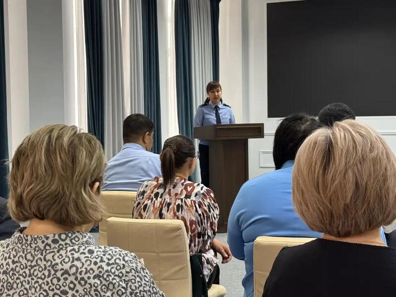 Вопросы безопасности детей на воде на летних каникулах обсудили в Астане