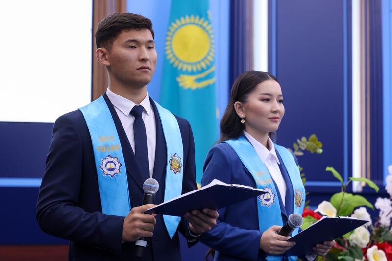 Академия выпустила новых сотрудников