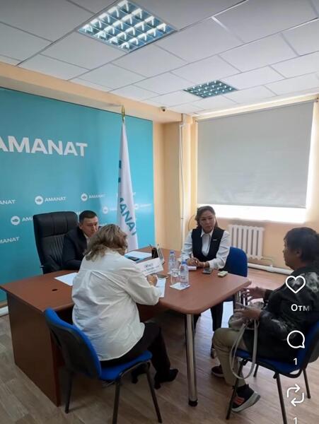 Аким города Балхаш провёл приём граждан по личным вопросам