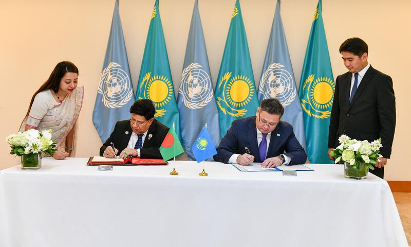 Главы МИД Казахстана и Бангладеша обсудили вопросы двустороннего сотрудничества
