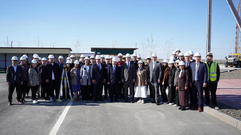 Алексей Цой ознакомился с деятельностью филиала Губкинского университета в Атырау