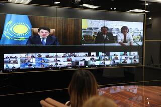 Заслуженные педагоги страны станут наставниками в школах