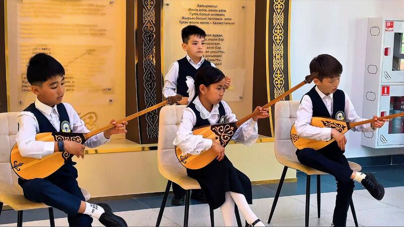 Национальный день книги: в школах регионов проходят мероприятия нового формата в рамках программы «Адал азамат»