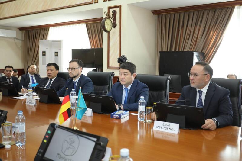 Аким Мангистауской области встретился с Генеральным консулом Республики Германия