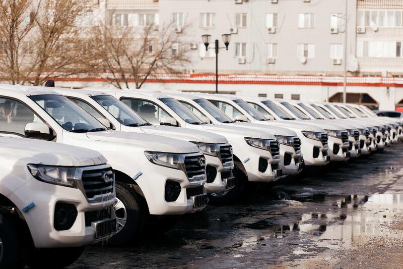 Атырауским ветеринарным станциям вручены 42 единицы служебного автотранспорта