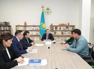 ЗАМЕСТИТЕЛЬ АКИМА ТУРКЕСТАНСКОЙ ОБЛАСТИ ВЫСЛУШАЛ ОБРАЩЕНИЯ ЖИТЕЛЕЙ