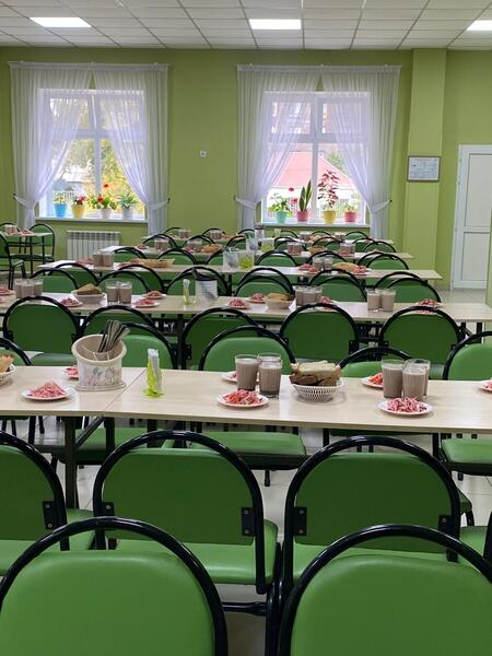 ГЛАВА МИНЗДРАВА ОЗНАКОМИЛАСЬ С РЕАЛИЗАЦИЕЙ НОВОГО СТАНДАРТА ПИТАНИЯ В ШКОЛЬНЫХ СТОЛОВЫХ