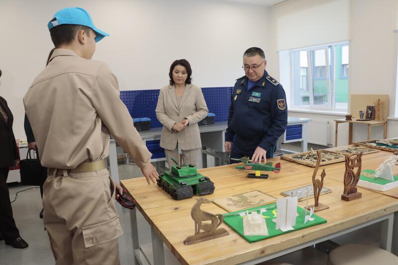 В Павлодаре заместитель министра обороны открыл классы начальной военной подготовки