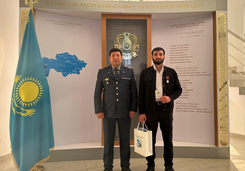 В Алматинской области награждён гражданин за спасение подростков