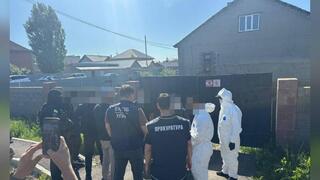 Полицейские накрыли нарколабораторию: изъято 200 кг прекурсоров и крупная сумма наличных