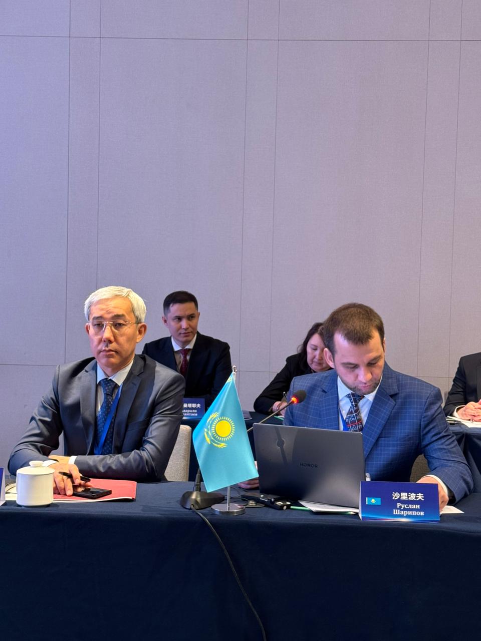 Представители Министерства юстиции РК приняли участие в международном семинаре в Гуанчжоу