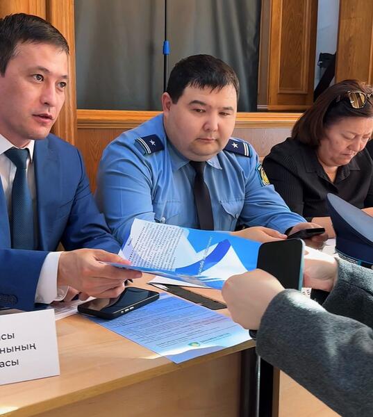 Юристы, госорганы и жители: в Астане провели масштабный правовой прием