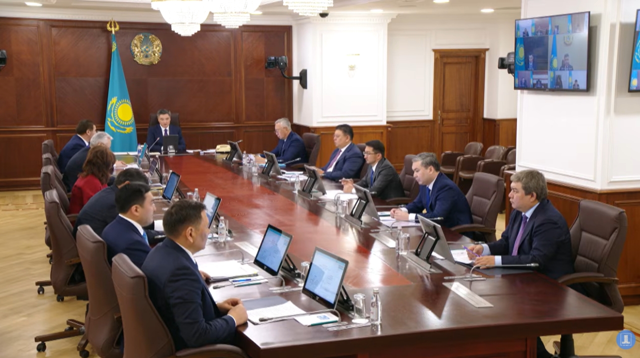Исполнение поручений Президента: в Правительстве рассматривают Прогноз социально-экономического развития и проект республиканского бюджета