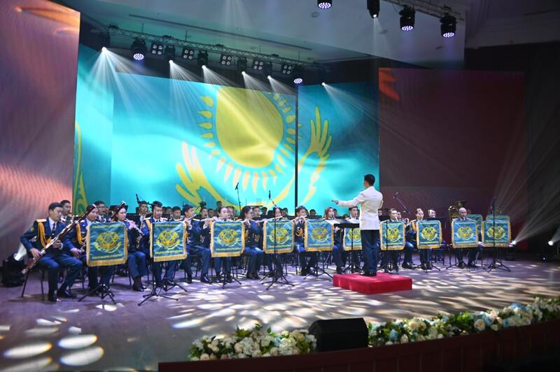 Центральному военному оркестру Вооруженных сил – 30 лет