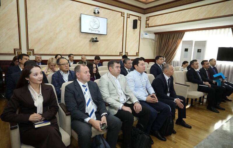 Аким Мангистауской области встретился с Генеральным консулом Республики Германия