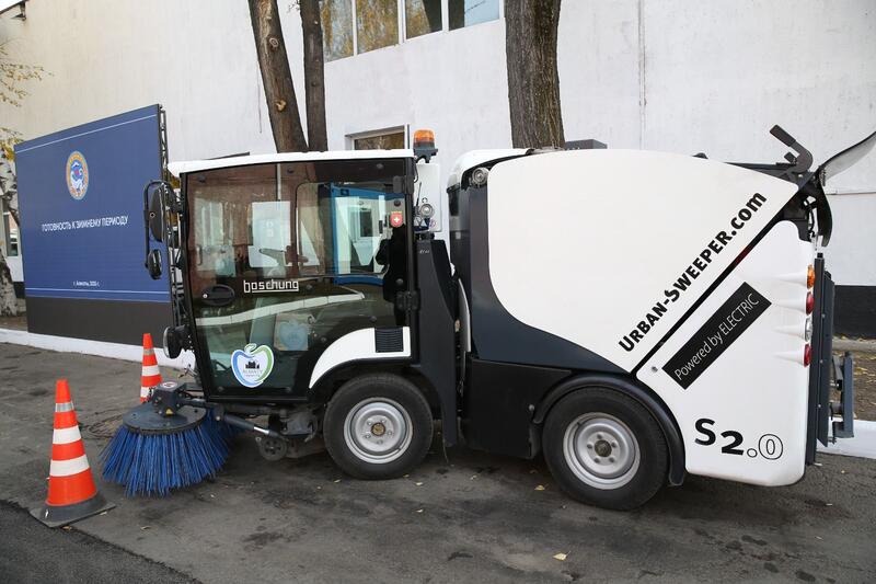 Дархан Сатыбалды поручил расширить объемы уборки и благоустройства Алматы в 2026 году