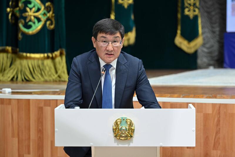 Аким области встретился с жителями Кокпектинского района