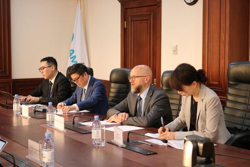 Вице-министр энергетики обсудил с представителями Азиатского банка перспективы модернизации электросетей Казахстана