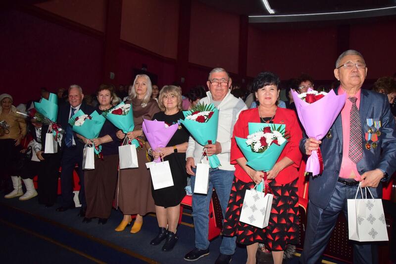 Учителю с благодарностью