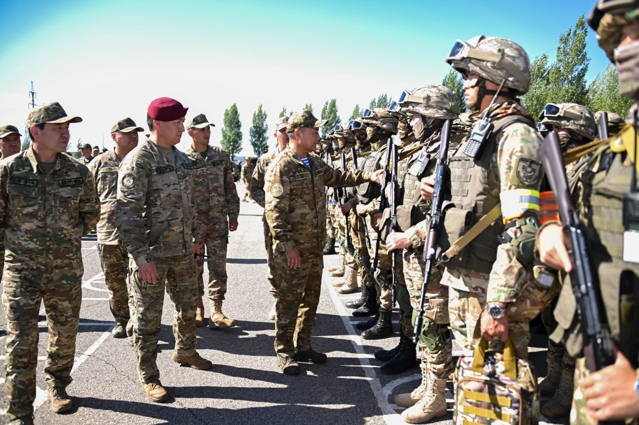 Начальник Генерального штаба проверил боеготовность столичной части