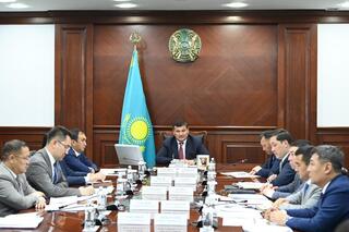 Обсуждены вопросы социально-экономического развития и реализация инвестиционных проектов в регионах