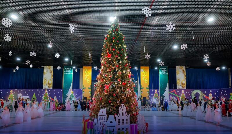 ШЫМКЕНТ: СОСТОЯЛАСЬ ТРАДИЦИОННАЯ ПРЕЗИДЕНТСКАЯ ЁЛКА ДЛЯ ДЕТЕЙ