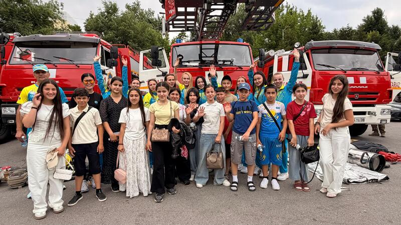 В День защиты детей спасатели по всей стране провели уроки безопасности