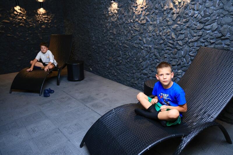 Развитие здравоохранения: 14 проектов в медицине реализует фонд «Қазақстан халқына» в Карагандинской области