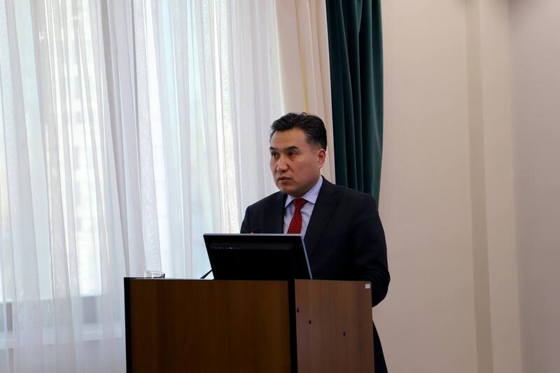 А. Ертаев провел совещание по обсуждению ключевых изменений в проект новой Конституции РК