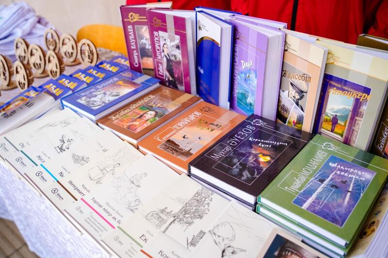 «Жастарға жұмыс»: на ярмарке в Астане было представлено более 1000 вакансий